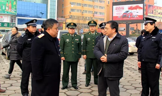 駐馬店市政府副市長(zhǎng)李國(guó)勝帶隊(duì)開(kāi)展節(jié)前消防安全檢查