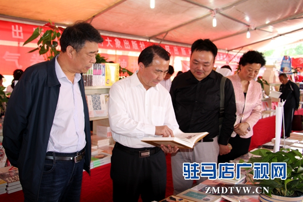 “書(shū)香天中”全民閱讀活動(dòng)啟動(dòng)