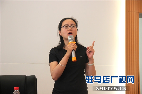 10、幼兒保育教師馬麗娜授課.jpg