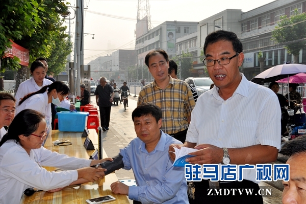 （圖一、副縣長侯杰親臨現(xiàn)場指導(dǎo)）.JPG