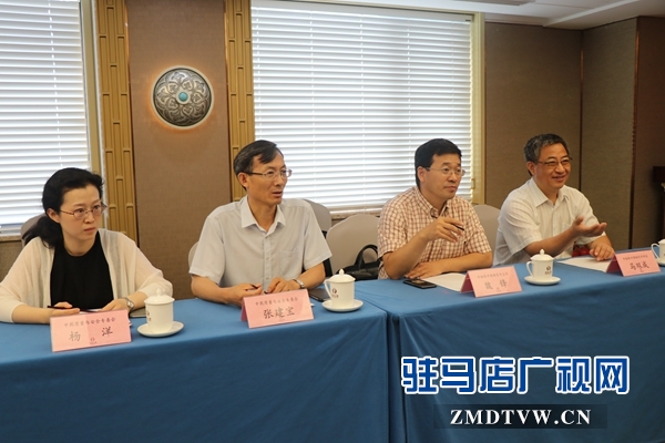 鹿角膠、龜甲膠質(zhì)量標(biāo)準(zhǔn)提升與規(guī)范駛?cè)肟燔嚨? width=