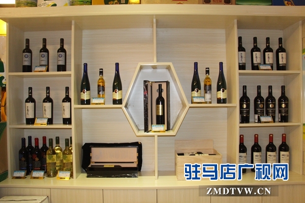 五國頂級(jí)紅酒亮相駐馬店奇味鵝主題餐廳