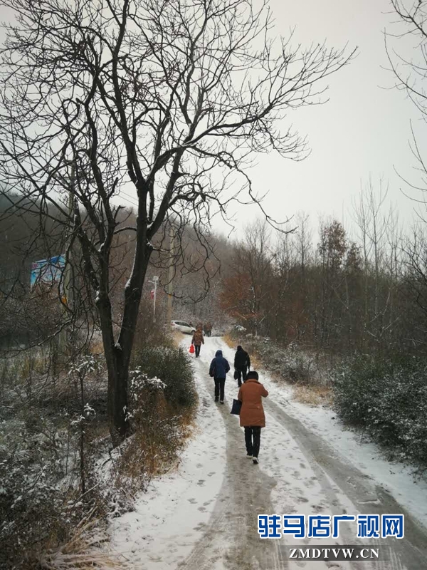 確山縣衛(wèi)計委頂風(fēng)冒雪扶貧攻堅