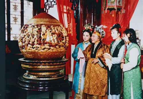 紅樓夢(mèng)里的端午節(jié)，曹雪芹埋了三個(gè)大悲劇