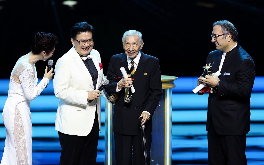 金爵獎(jiǎng)出爐！96歲常楓成上影節(jié)最年長“最佳男主角” 