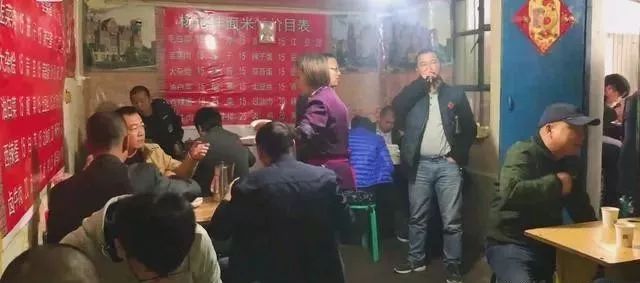 深夜食堂：攢勁弟弟帶你吃！烏魯木齊十大經(jīng)典拌面館，咱新疆人就好這口... 