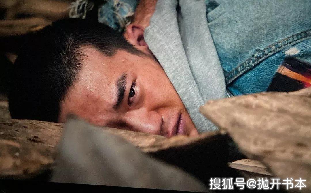 《少年的你》，校園暴力只是殼，兩個沒有未來的人如何相互取暖才是核 