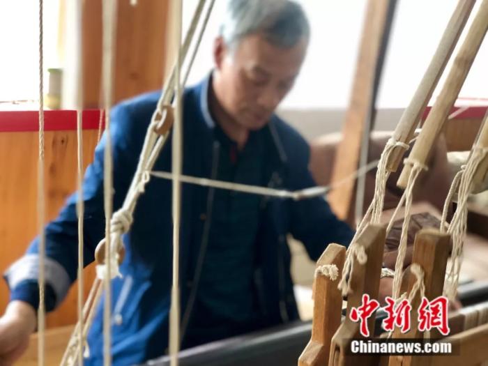 西漢人有多精致？輕薄透視裝、保健防蚊枕了解一下