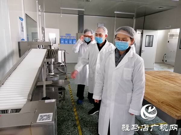 市市場監(jiān)管局督查定點餐飲企業(yè)：后廚就是你們的防疫戰(zhàn)線！