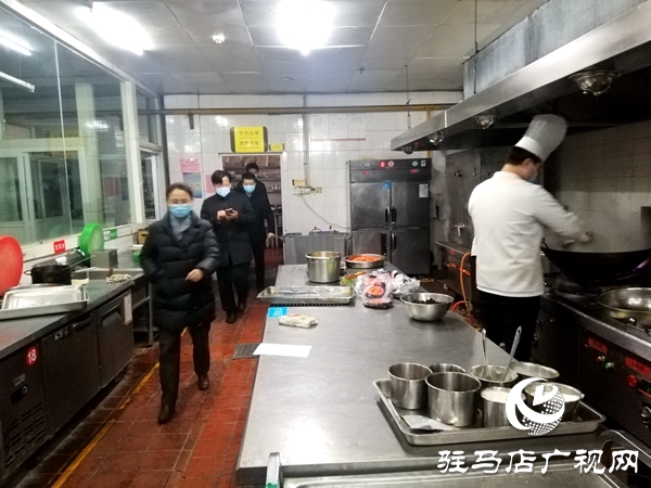 市市場監(jiān)管局督查定點餐飲企業(yè)：后廚就是你們的防疫戰(zhàn)線！