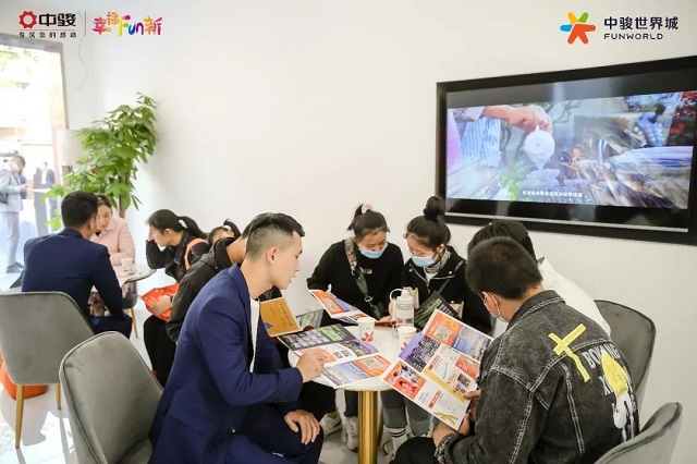 紅動天中，千人到場！中駿世界城展廳開放盛況空前！