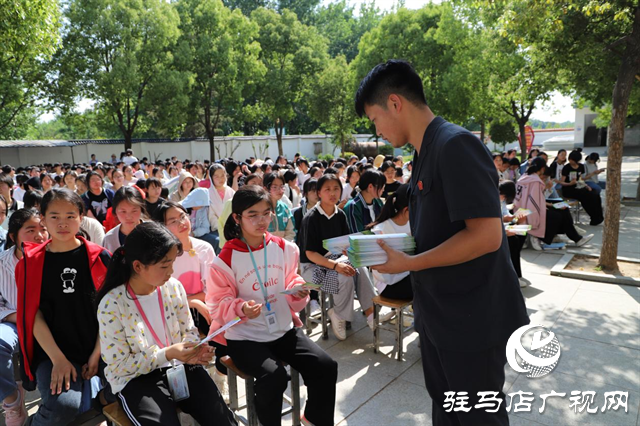 泌陽(yáng)縣法院開展送法進(jìn)校園系列活動(dòng)