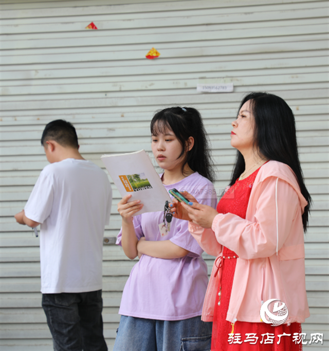  泌陽(yáng)高考首日！多圖直擊……
