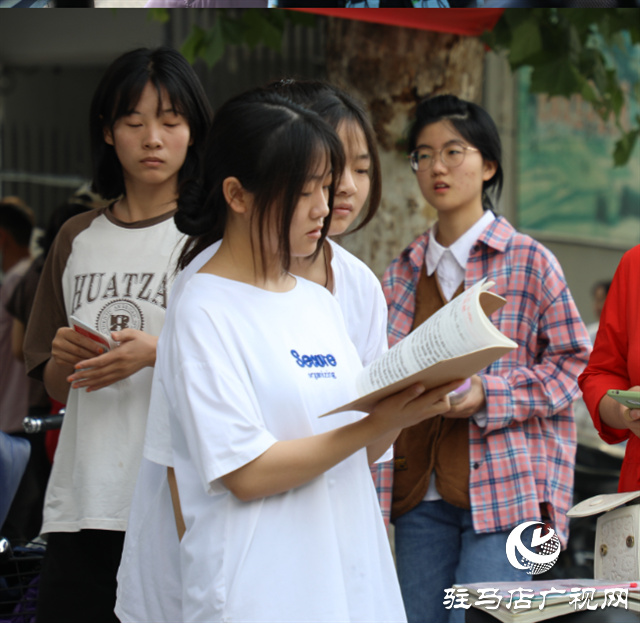  泌陽(yáng)高考首日！多圖直擊……