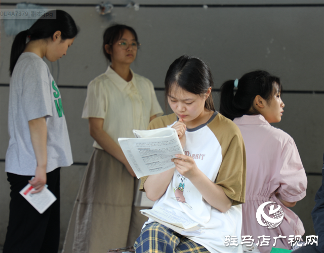  泌陽(yáng)高考首日！多圖直擊……
