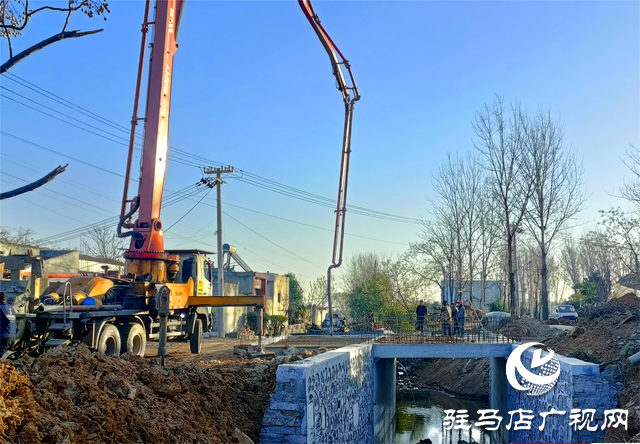 泌陽縣付莊鄉(xiāng)：修的是富民路，架的是民心橋