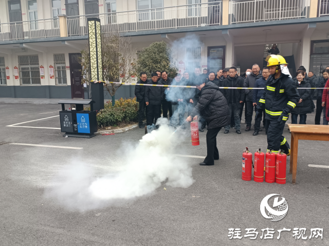 西平縣譚店鄉(xiāng)：加強安全教育 組織開展應急消防演練
