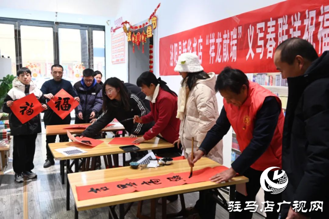 泌陽縣文聯(lián)送?；顒映掷m(xù)開展