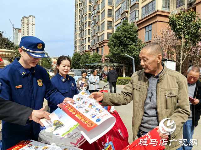 泌陽縣開展住宅小區(qū)電動車消防安全專項(xiàng)宣傳活動