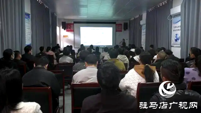 上蔡縣：現(xiàn)代產業(yè)觸“電”放光彩
