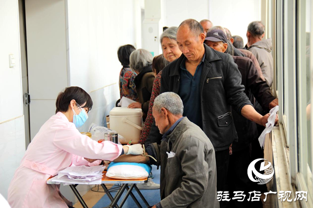 泌陽(yáng)縣黃山口鄉(xiāng)：免費(fèi)體檢讓老年人更有“醫(yī)”靠