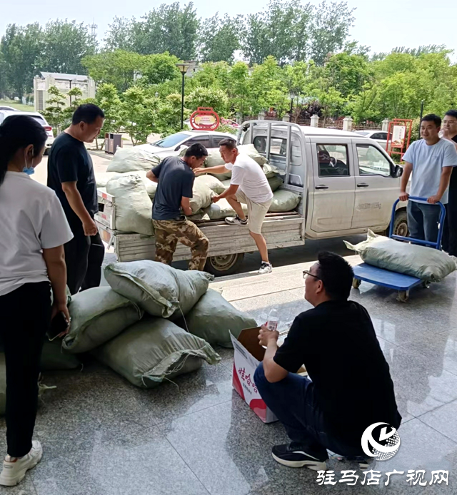 新蔡縣韓集鎮(zhèn)有序發(fā)放良種，助力農(nóng)戶增收