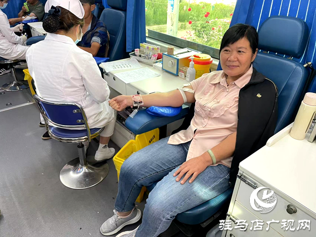 新蔡縣櫟城鄉(xiāng)組織無償獻(xiàn)血活動