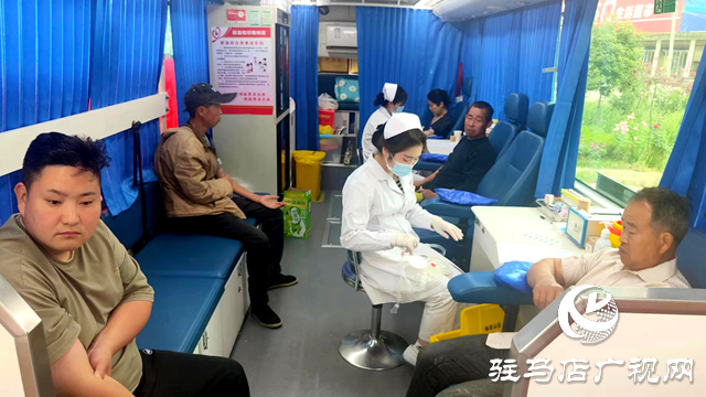 新蔡縣櫟城鄉(xiāng)組織無償獻(xiàn)血活動