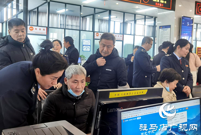 正陽縣開展?fàn)I商環(huán)境體驗(yàn)師體驗(yàn)活動(dòng)