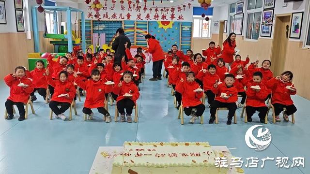黃淮學(xué)院教師到駐馬店市殘聯(lián)博愛幼兒園開展愛心慰問(wèn)
