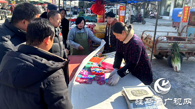 新蔡縣楊莊戶鄉(xiāng)開展煙花爆竹領(lǐng)域?qū)ｍ?xiàng)排查行動