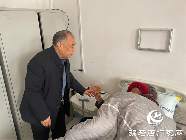 中國(guó)殘聯(lián)副主席張銀良元宵節(jié)看望慰問(wèn)殘疾人