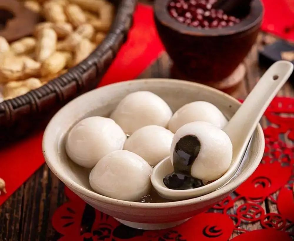 元宵就是湯圓嗎?如何選購(gòu)與儲(chǔ)存?