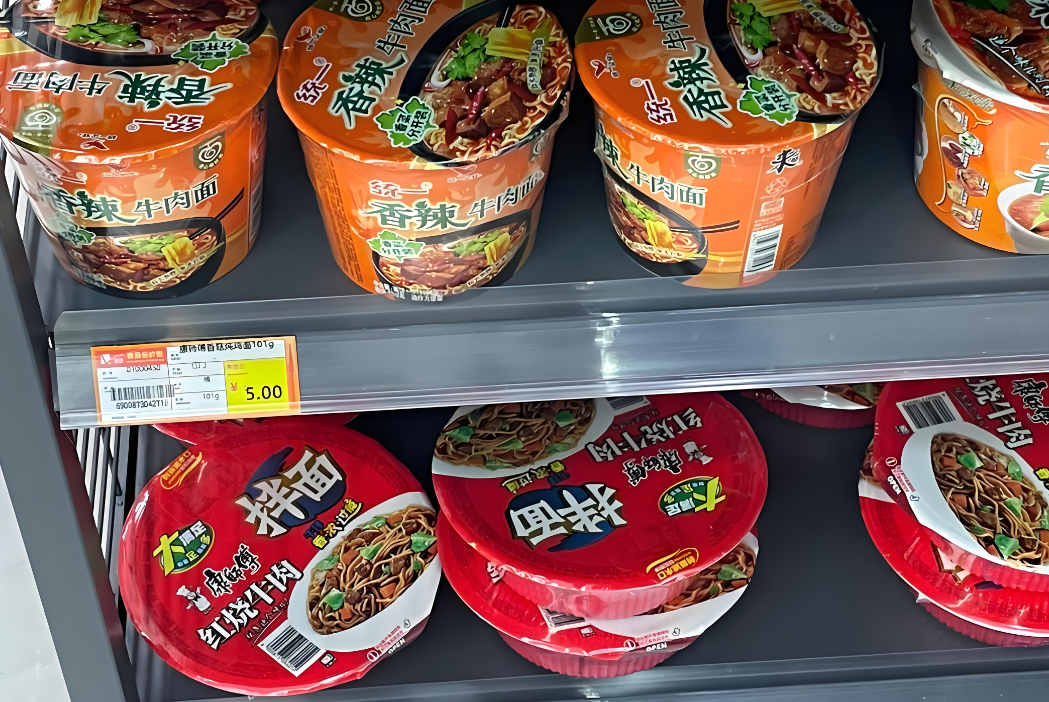 服務區(qū)餐飲為何贏不了泡面