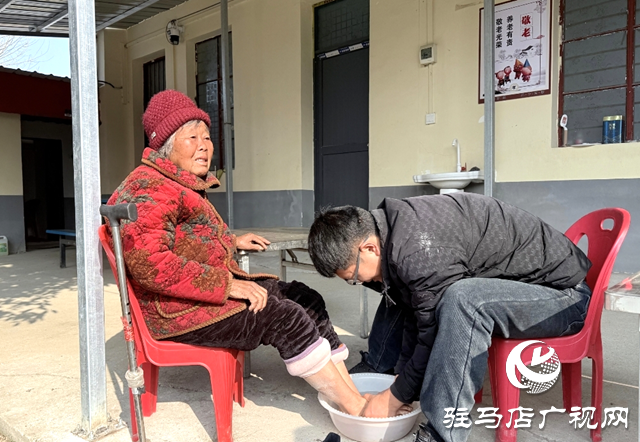 張陽(yáng)：從孝親到濟(jì)世的溫暖傳承