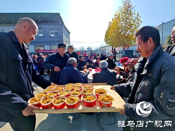 以孝善與活力為筆，繪就鄉(xiāng)村新畫卷 ——專訪平輿縣萬金店鄉(xiāng)土店村支部書記李新立