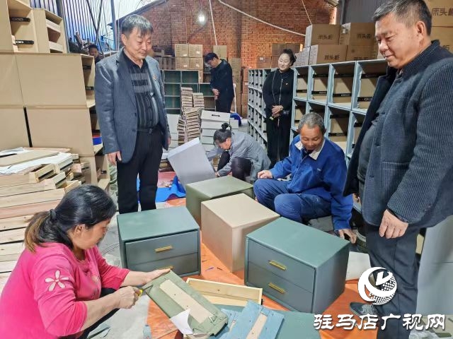 以孝善與活力為筆，繪就鄉(xiāng)村新畫卷 ——專訪平輿縣萬金店鄉(xiāng)土店村支部書記李新立