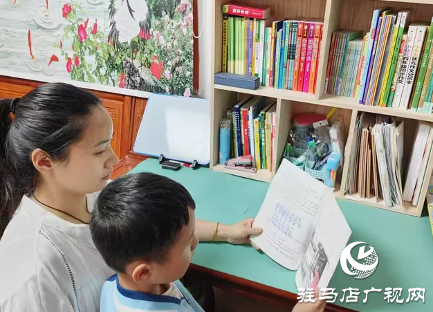  書香浸潤心靈，閱讀點亮人生一一駐馬店市第三小學(xué)世界讀書日活動成果展