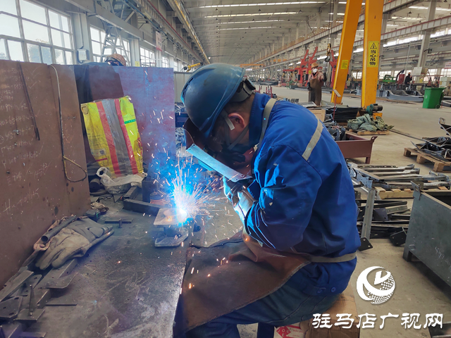 驛城區(qū)：奮力沖刺二季度 努力實(shí)現(xiàn)“雙過半”
