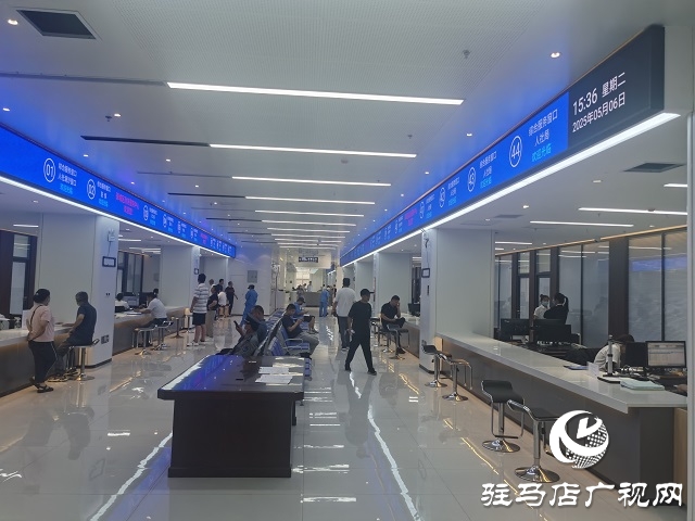 中國聯(lián)通驛城區(qū)分公司高效助力政務(wù)大廳搬遷獲贊譽(yù)