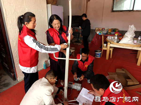 一臺(tái)移位機(jī)背后的雙向奔赴：平輿好人的“后援團(tuán)”來了