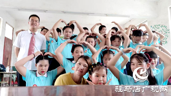 平輿縣萬冢鎮(zhèn)湯嶺小學(xué)教師王笑寒：鄉(xiāng)村教育的初心與遠(yuǎn)方 
