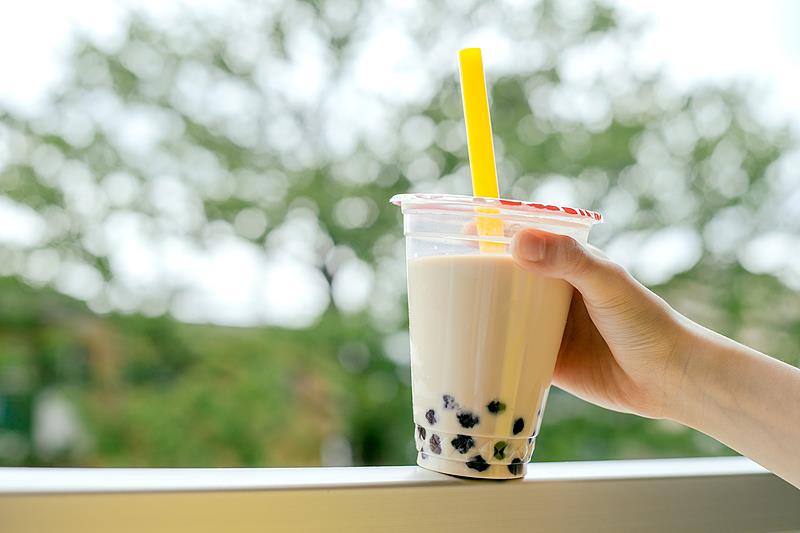 奶茶真的最好在2小時內(nèi)喝完！否則……